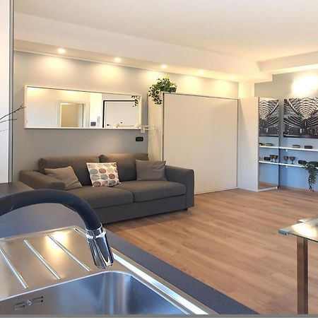 Smart Studio Milano - 1Min From The Subway エクステリア 写真